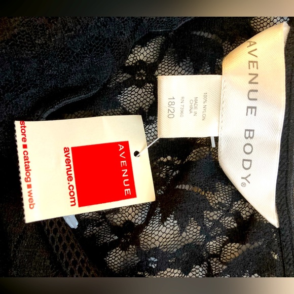 Black All-Lace Nightie - Picture 7 of 7